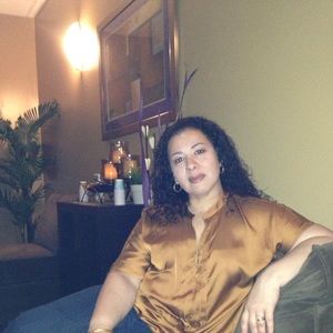 Meet your Posher, Vivian